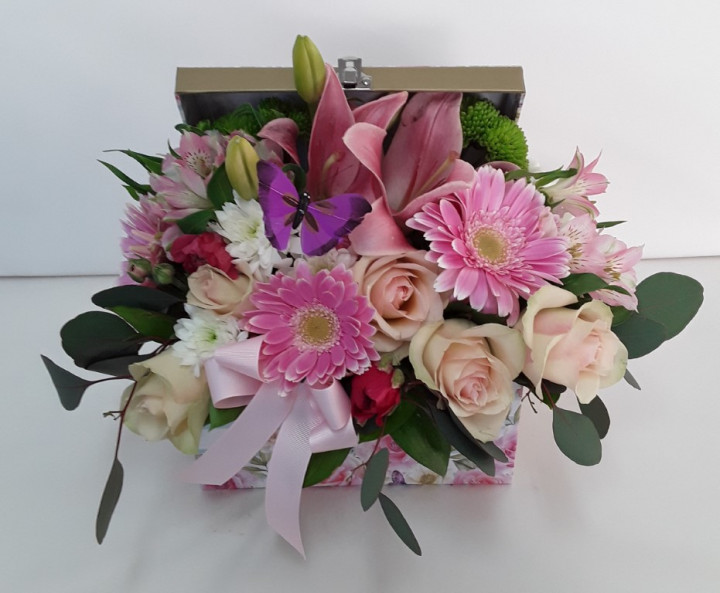 Fresh flowers in the Box