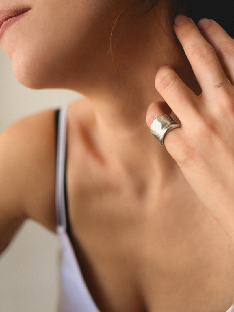 STUCK PINKY RING NA010