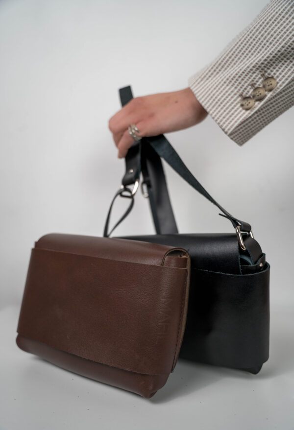 MINI CROSSBODY BAG / BROWN / LEATHER