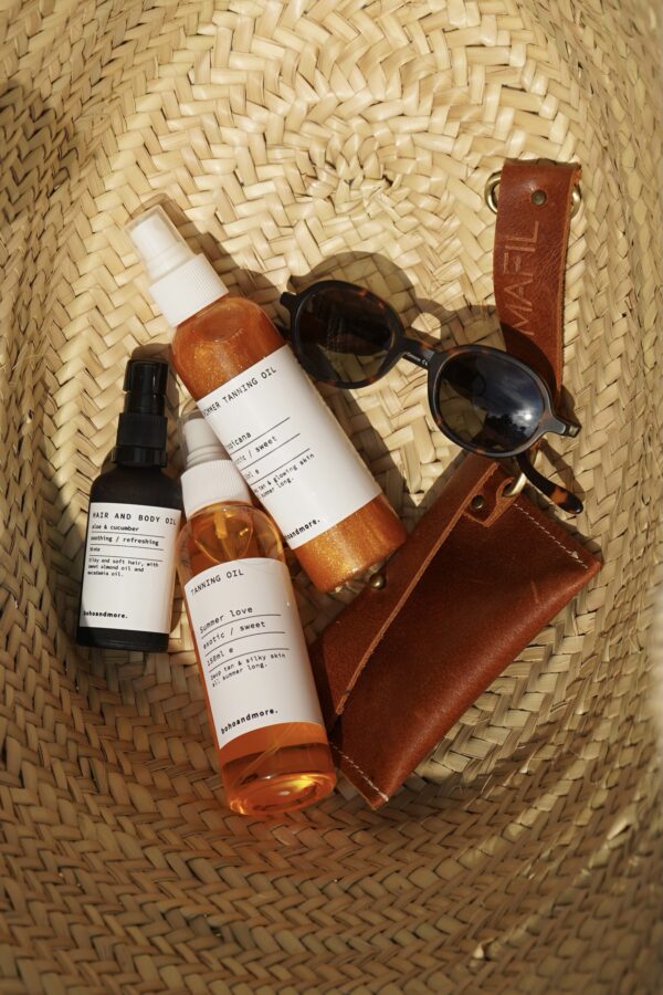 MINI POUCH BAG  / BROWN / LEATHER