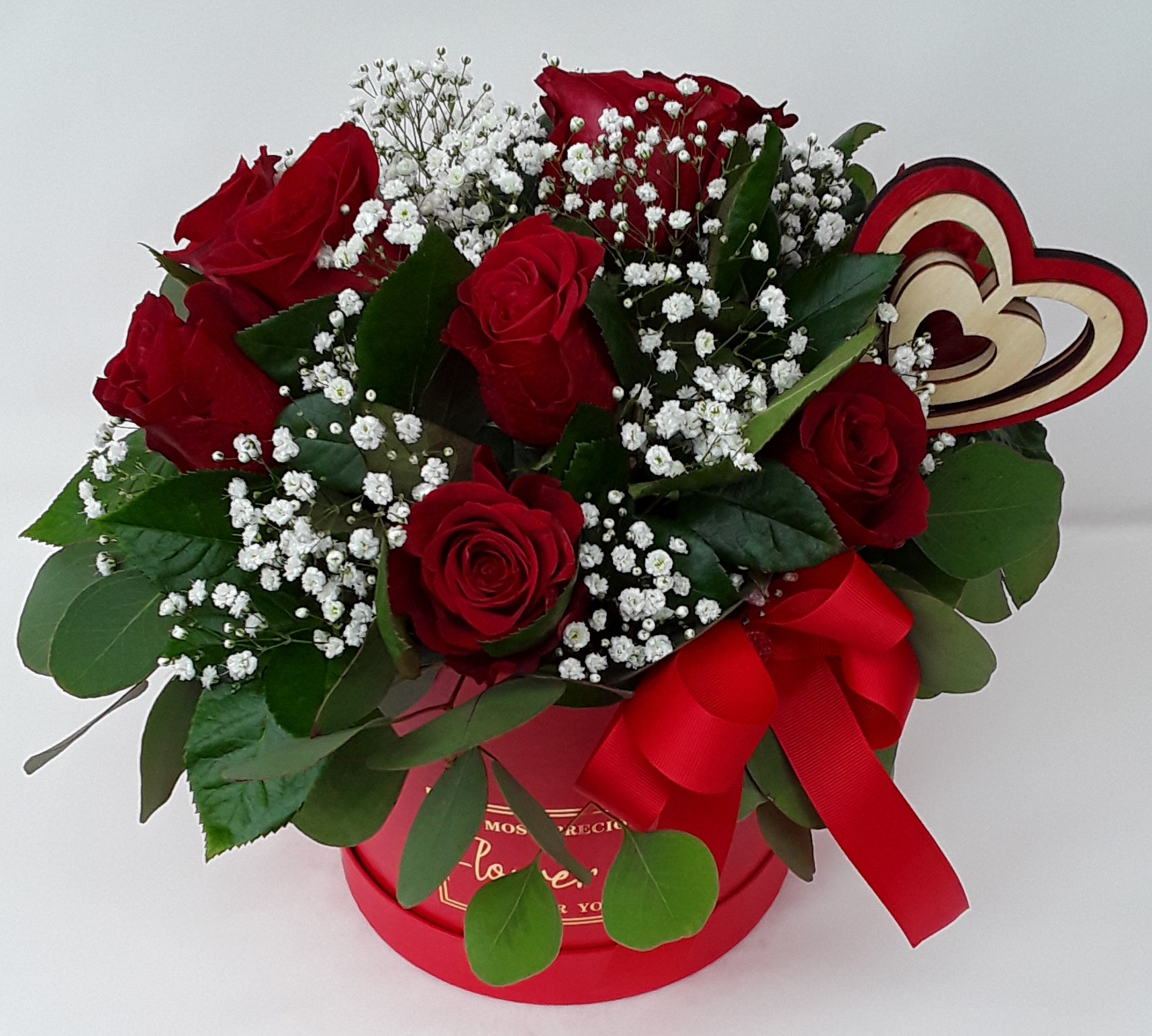 9 roses in a box!!!