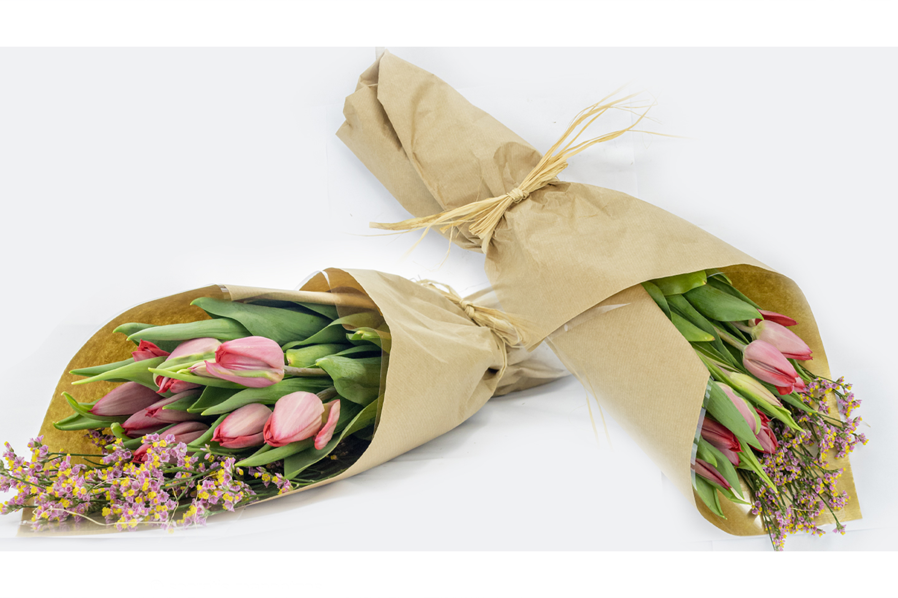 Red tulips hand-tied bouquet No1321