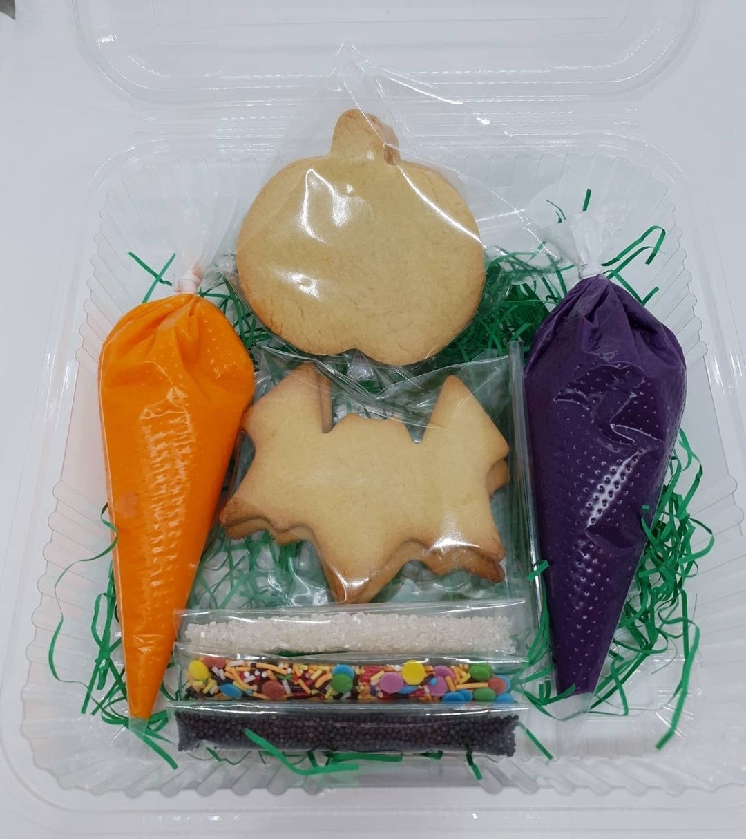 Halloween Sweet Decorate yourself cookie kit
