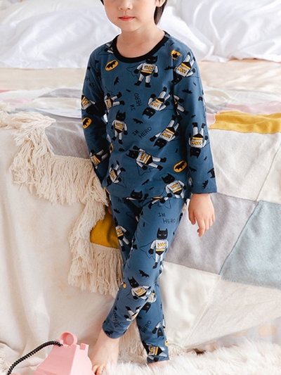 Boy's Batman Long Sleeve Pajamas Set In Dark Blue Colour & Cartoon Figure Design 18-24 Months Old 1Pc