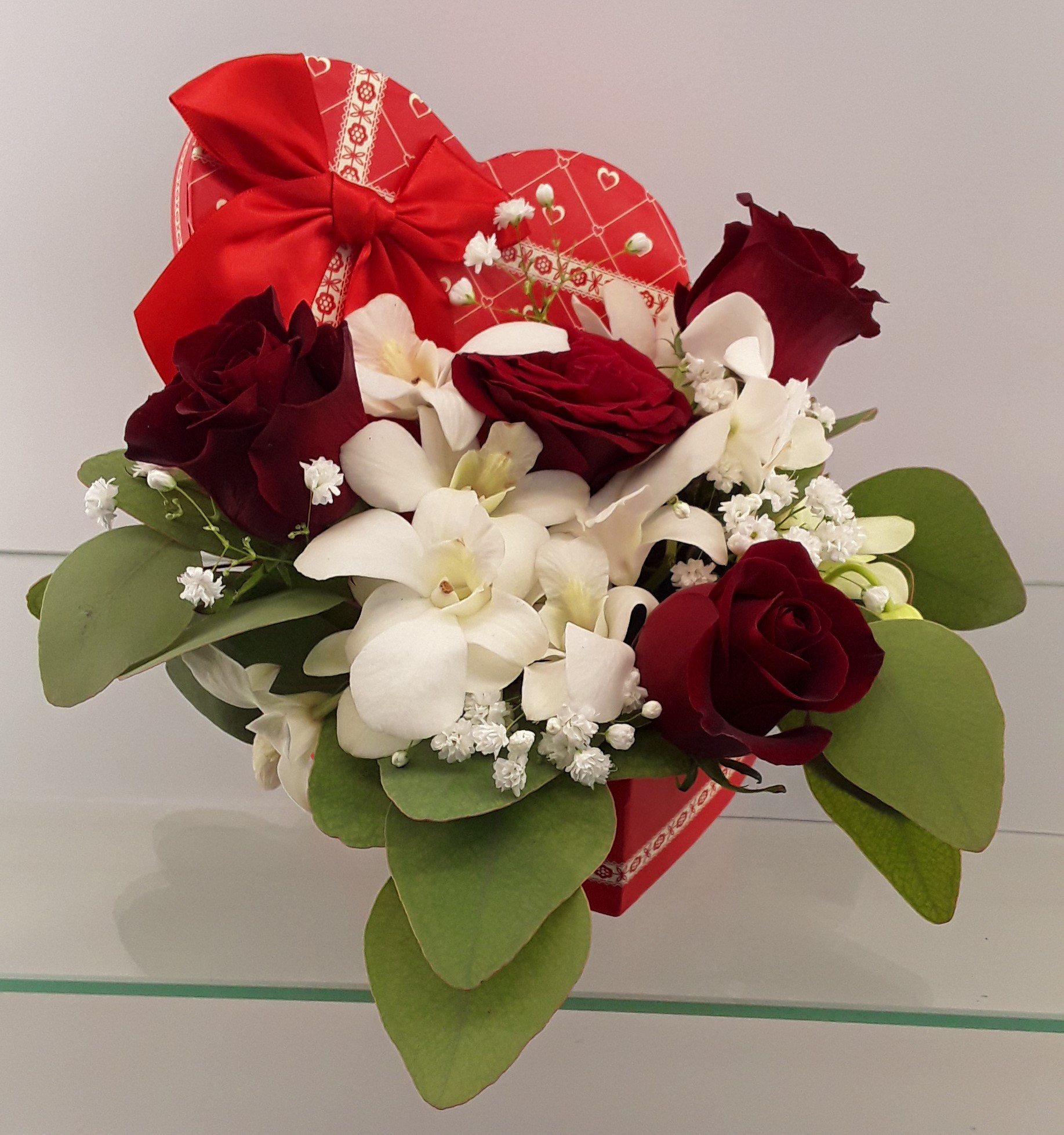 B2314-Red roses and orchids in heart shaped Flower Box Love's Set