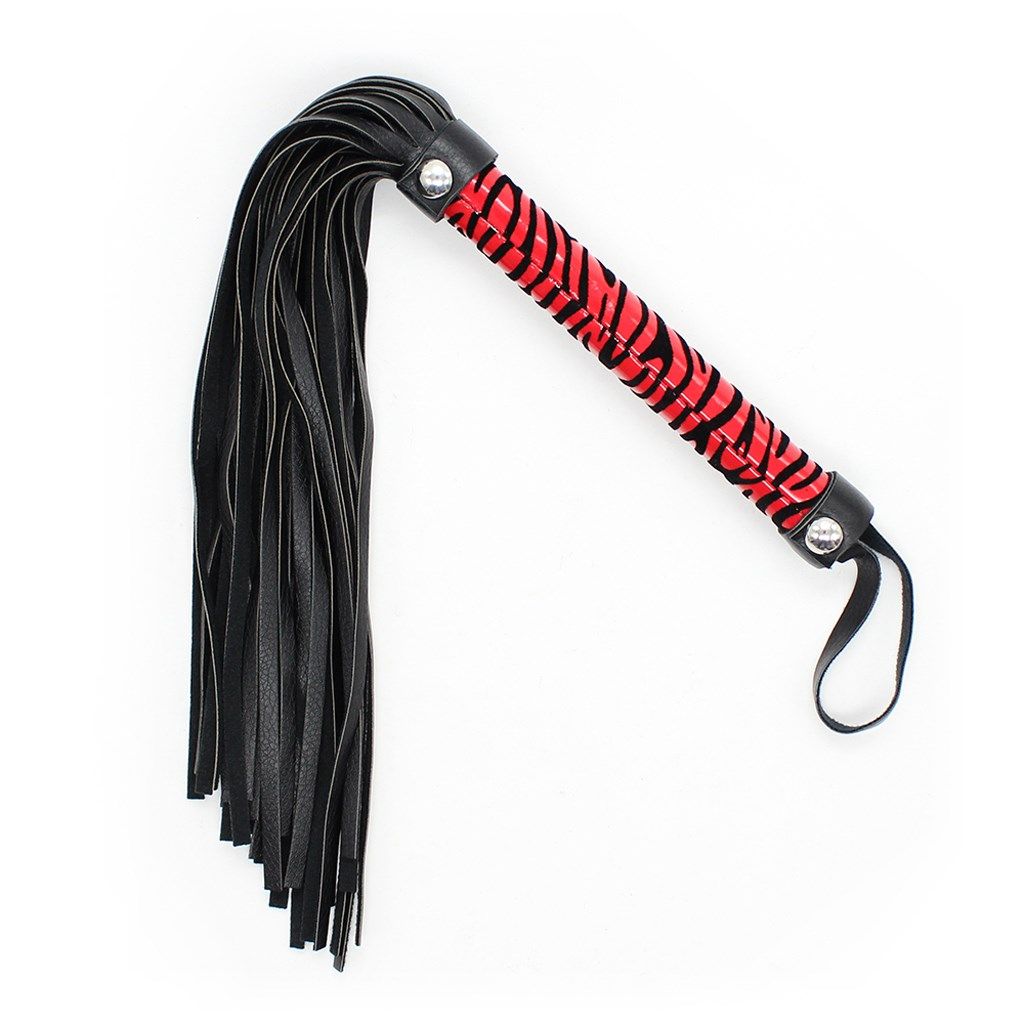 LEOPARD FLOGGER 39 CM BLACK/RED