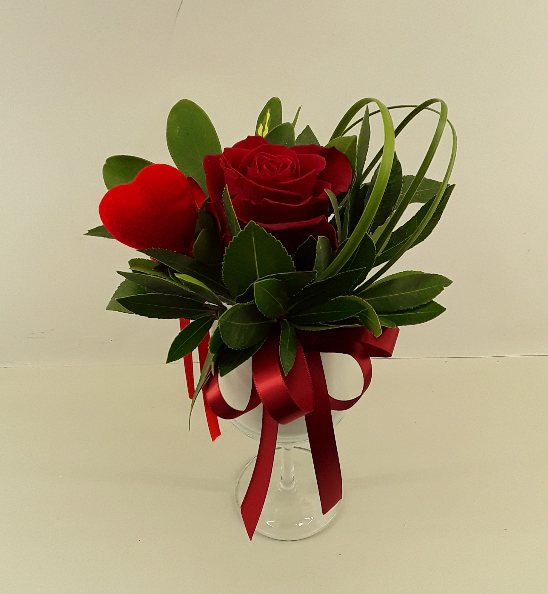 B2419--Red rose in a short glass