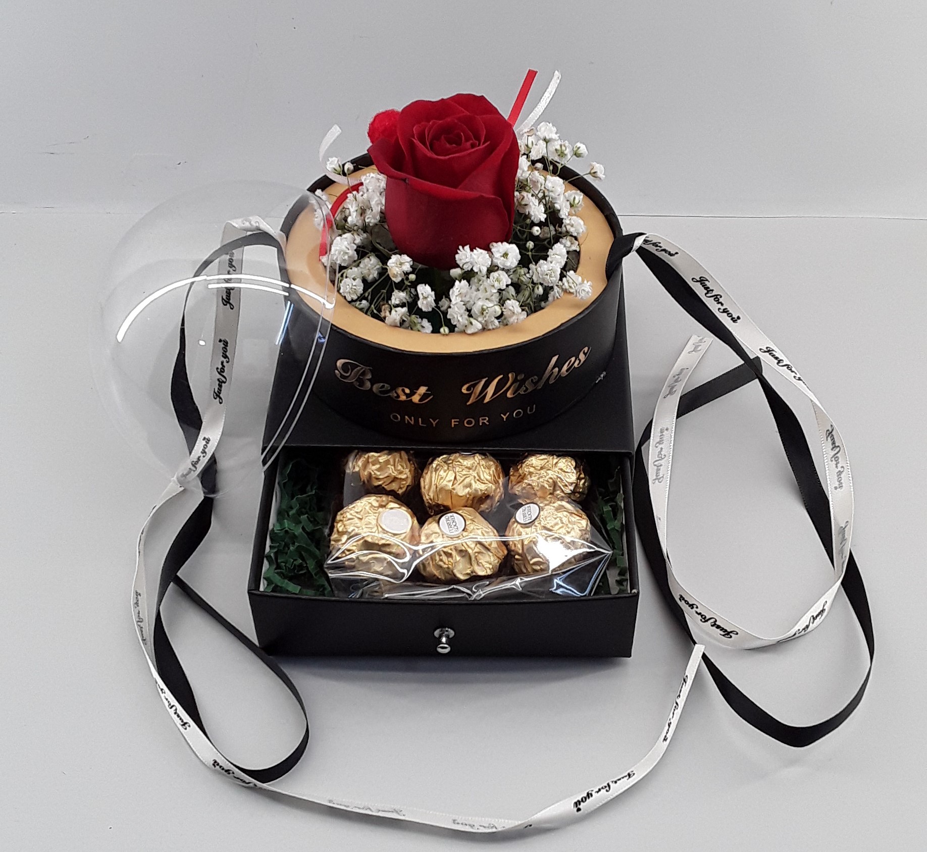 B2431-- Love's set Red rose and chocolates in box
