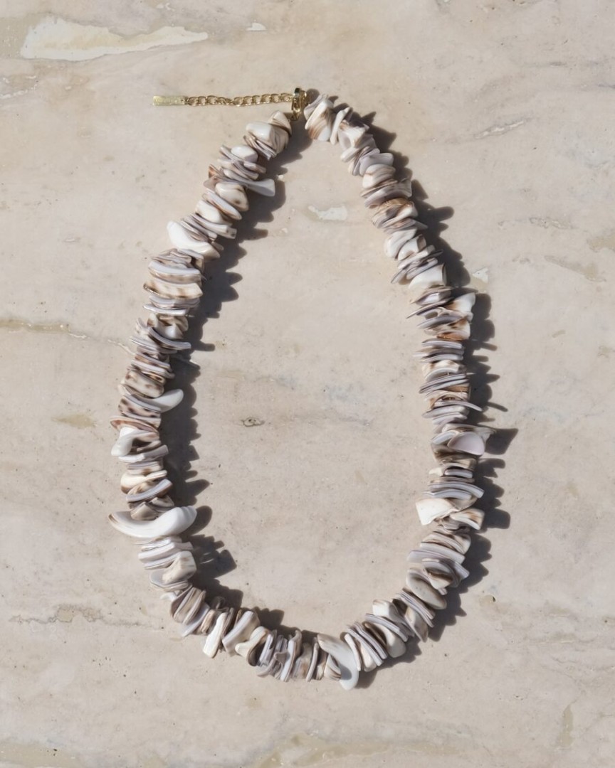 GIACOMO SHELL NECKLACE