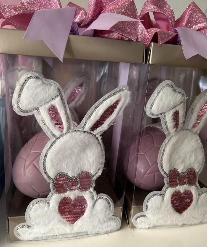 Easter Treats Chocolate Eggs With Bunny Design Bow Details