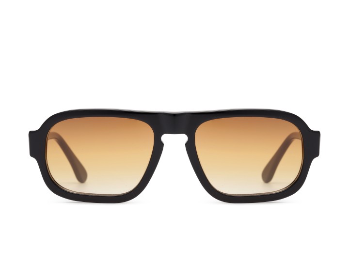 Carolina Lemke Beryl Pilot Men's sunglasses Color Black Lens Color Gradient Smoke