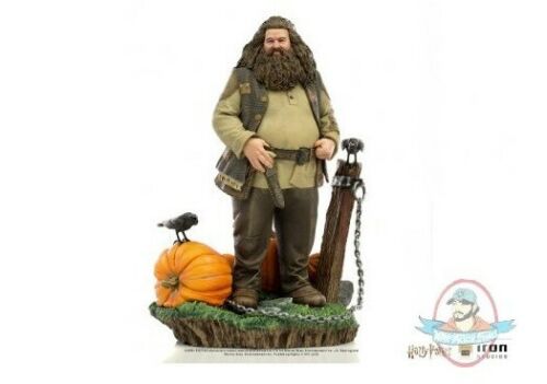 IRON STUDIOS DELUXE HARRY POTTER HAGRID FIGURE