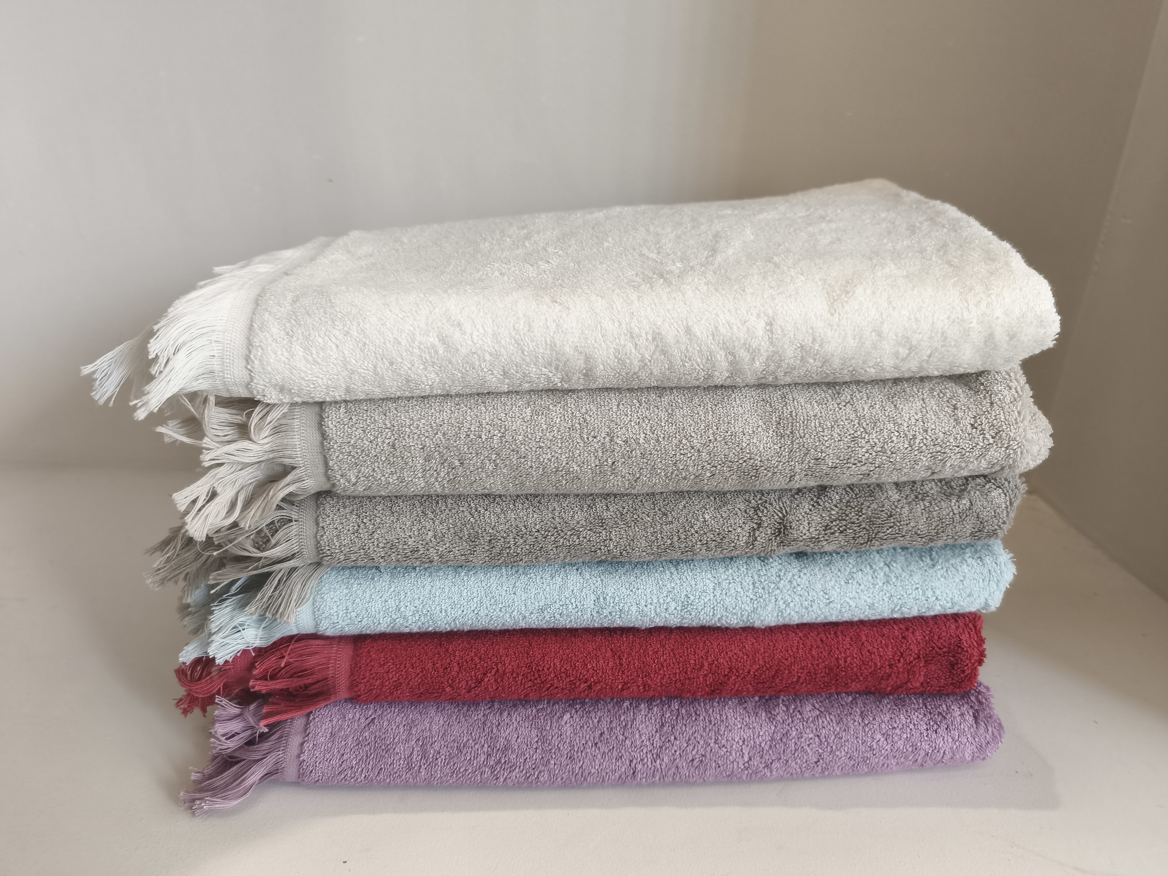 Bath Towel  Code: Emperor /With  Fringe In Linen Color 600 Gr 70 X 140 Cm  70% Cotton 30% Bamboo