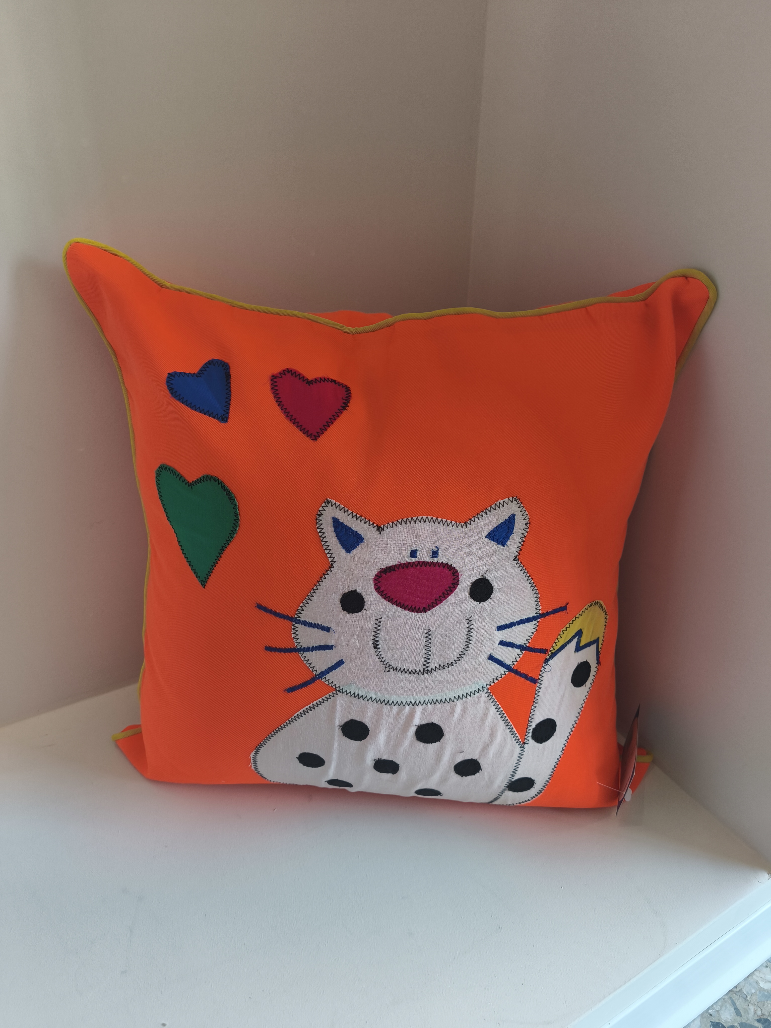 Cushion Cover  code 99425A  Cat 45 X 45 Cm  100% Polyester