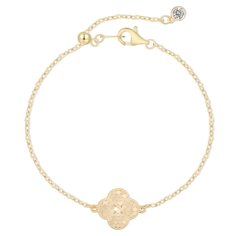 Clover in gold