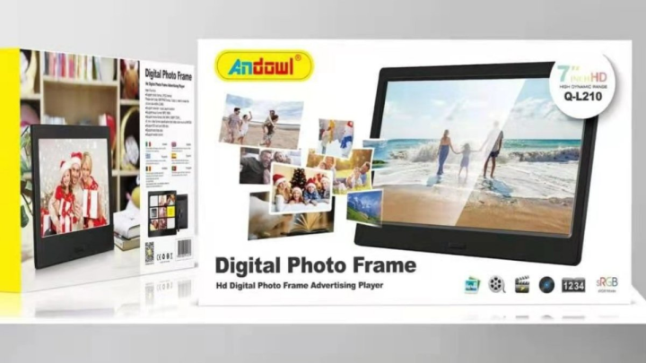 Digital photo frame advertising player