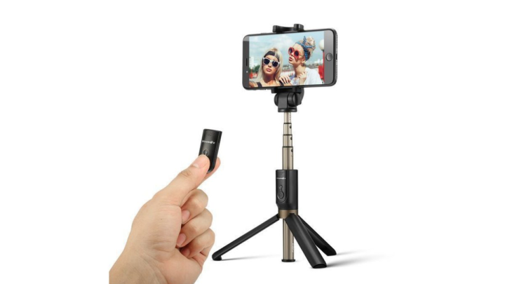 Wireless selfie stick P40