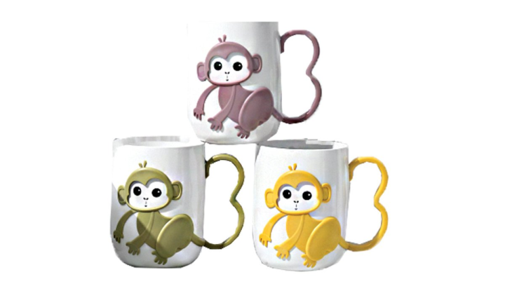 Brown monkey plastic mug & chocolate egg