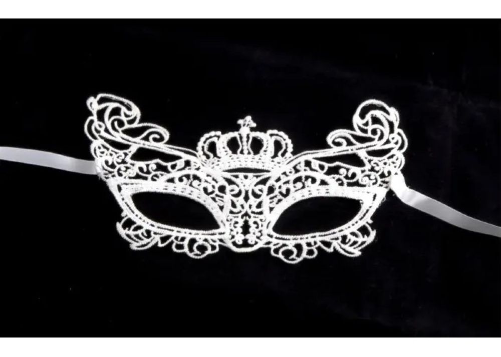 LACE EYE MASK WHITE