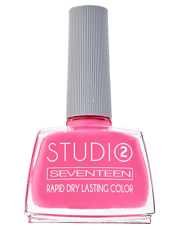Seventeen Studio No.25, Manicure