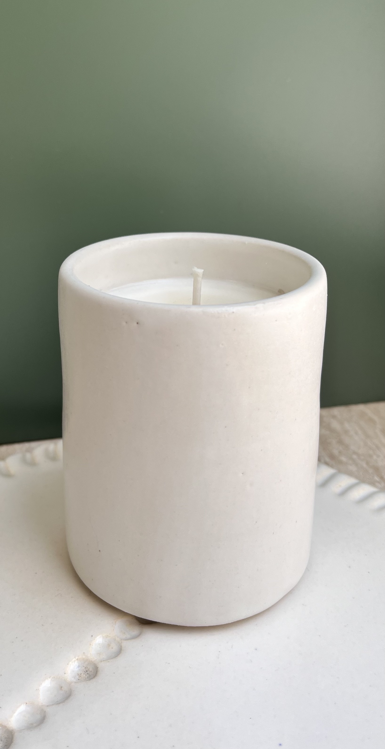 Bespoke Ceramic Candle 220gr (Soy Wax) - white