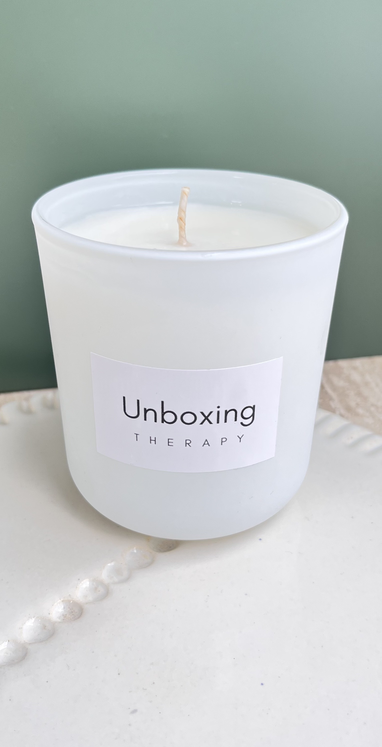 White Glass Candle (Soy Wax)- 240 gr
