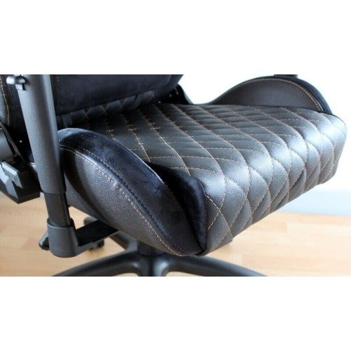 Armor S Royal Seat – gaming chair seat, royal design