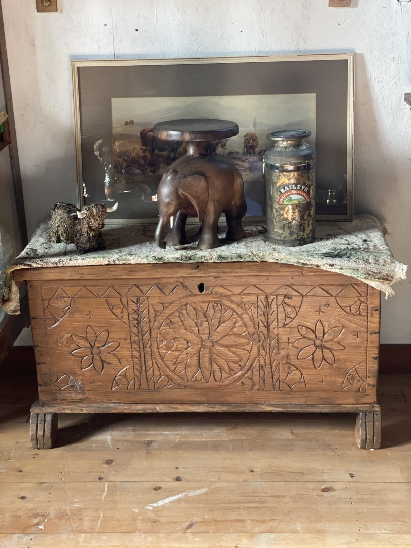 Antique Cypriot Hand-Carved Wooden Chest Floral Folk Motifs Early 20Th Century 27Kg 84Cmx37Cmx45Cm (Wxlxh)