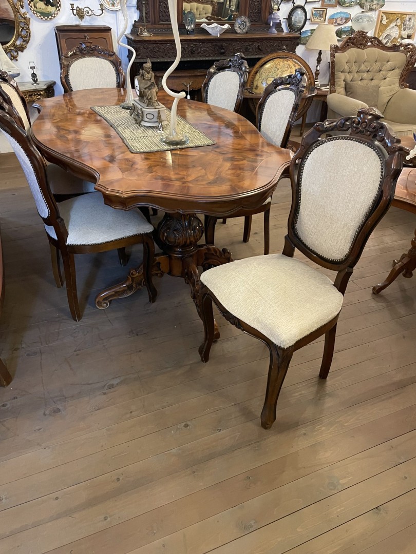 Vintage Oval Dining Table (Mid To Late 20Th Century  Classic Design) 120Kg 200Cmx112Cmx78Cm (Wxlxh)