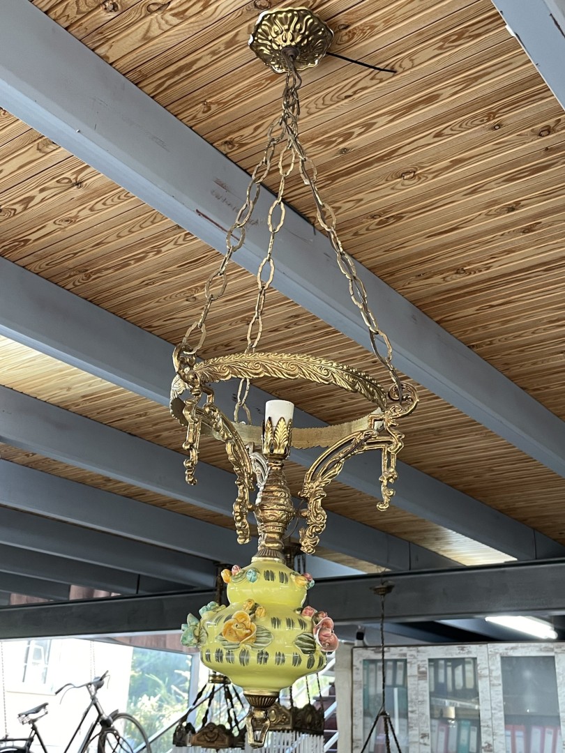 Vintage Italian Porcelain And Brass Hanging Lamp - Hand-Painted Floral Pendant Light Fixture 4Kg 29Cmx91.5Cm (Wxlxh)