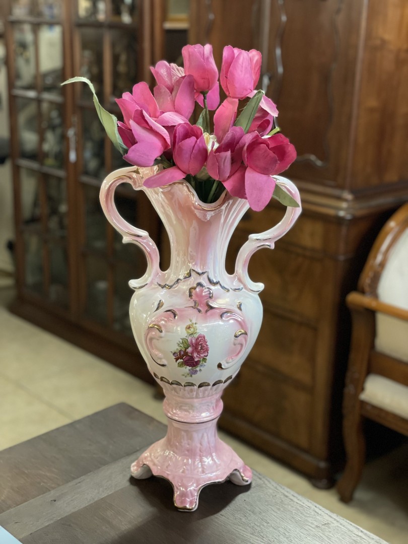 Vintage Pink And White Porcelain Vase With Floral Motif And Dual Handles - 1950S 2Kg 27Cmx19Cmx51Cm (Wxlxh)