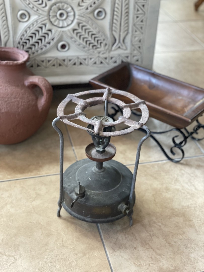 Vintage Kerosene Stove Mina Burner 4Kg 22Cmx22Cmx30Cm (Wxlxh)