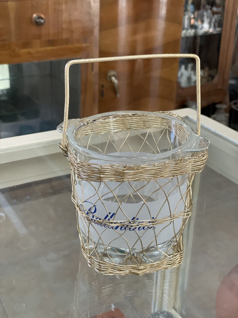 Classic Elegance: Vintage Ballantine’S Ice Bucket 0.8Kg 13Cmx20Cm (Wxlxh)