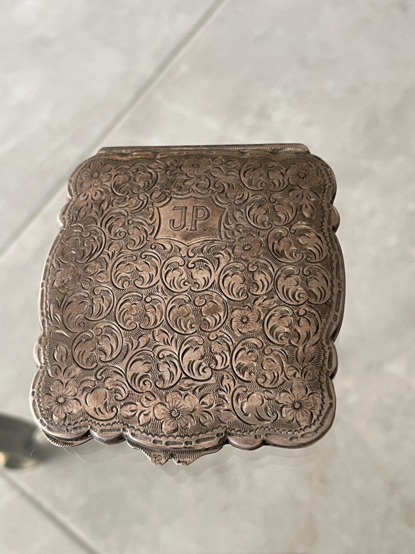 Antique Czechoslovakian Silver Compact Mirror With Floral Engraving - Monogrammed “J.P.” 0.09Kg 7Cmx8Cm (Wxlxh)