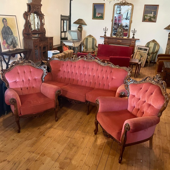 Timeless Elegance: Handmade Italian Sofa Set In Solid Wood And Velvet Fabric 100Kg  (Wxlxh)