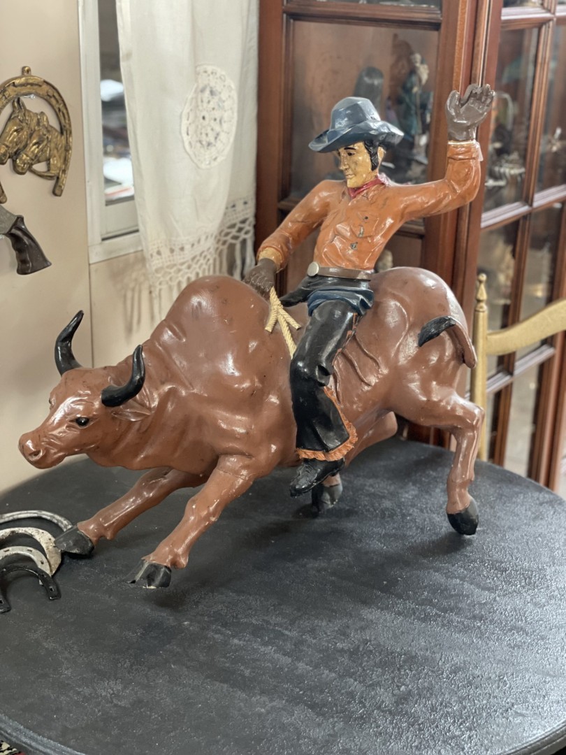 Vintage Western Cowboy On Bull Figurine - Hand-Painted Rodeo Bull Rider Sculpture 10Kg 60Cmx22Cmx56Cm (Wxlxh)