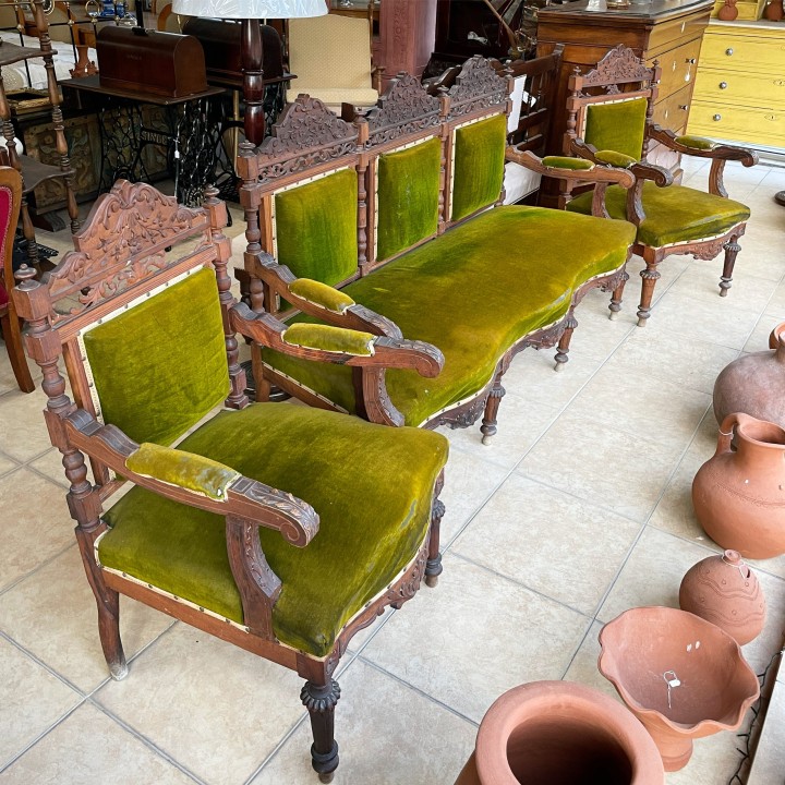 Mansion Carved Walnut Living Room Set C.1850 100Kg  (Wxlxh)