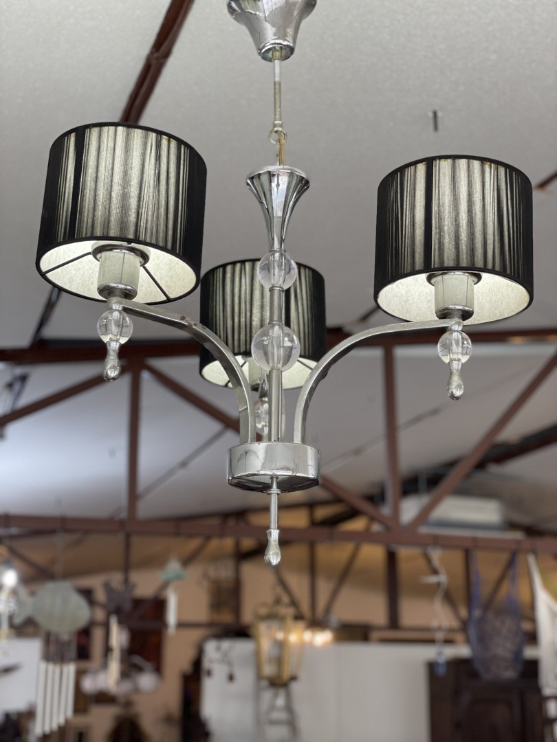 Elegant Art Deco Style Chandelier With Black Drum Shades And Crystal Accents 8Kg 56Cmx75Cm (Wxlxh)
