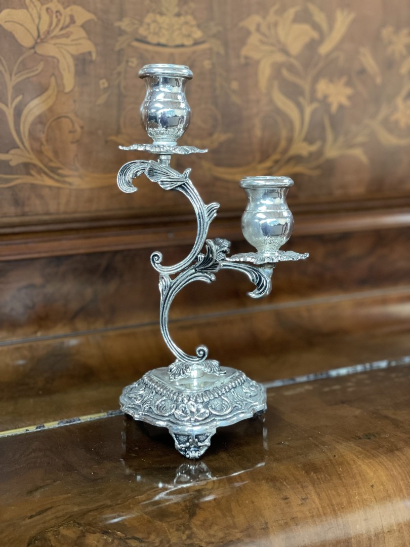 Ornate Vintage Two-Arm Candelabra Rococo-Inspired Design 1Kg 12Cmx10Cmx23Cm (Wxlxh)