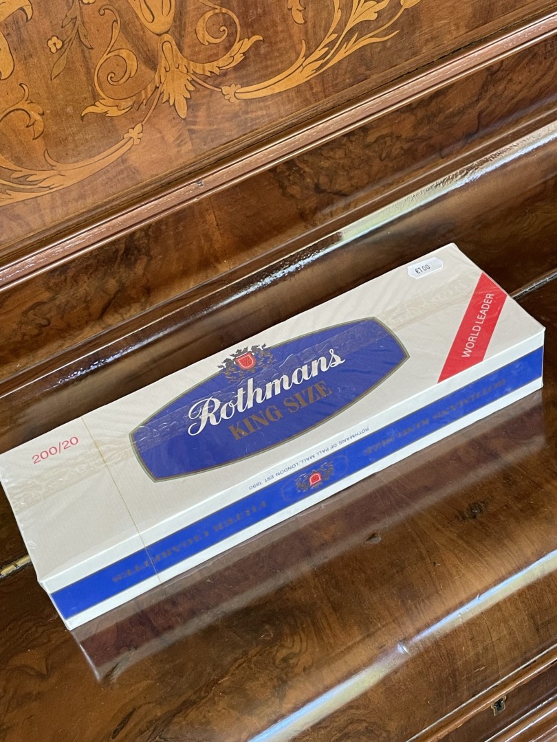 Vintage Rothmans King Size Cigarettes Box Collectible Tobacco Memorabilia 0.35Kg 29.5Cmx9Cmx5Cm (Wxlxh)