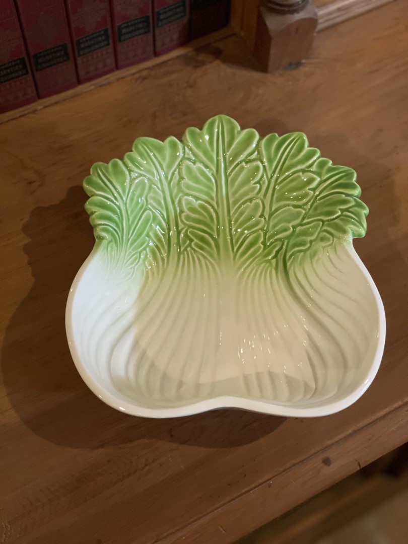 Vintage Majolica Lettuce Leaf Dish Hand-Painted Mid-Century Art Piece 0.8Kg 19.5Cmx22Cmx6.5Cm (Wxlxh)