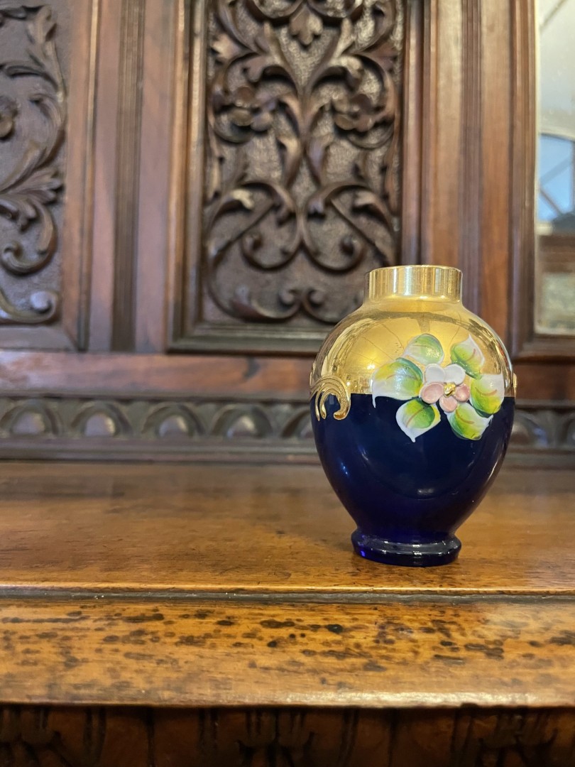 Handmade Hand-Painted Blown Glass Miniature Vase Timeless Elegance 1Kg 5Cmx7.5Cm (Wxlxh)