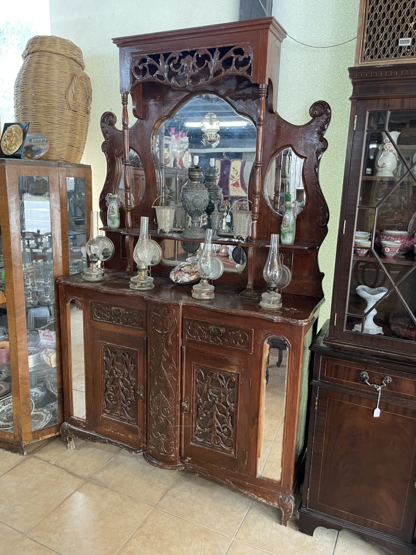 Antique Hand-Carved Cypriot Sideboard With Mirror Circa 1900 70Kg 130Cmx36Cmx216Cm (Wxlxh)