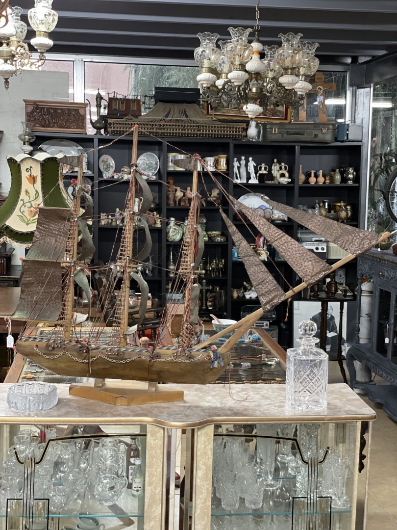 Vintage Handmade Wooden Ship Model With Metal Sails Vintage Maritime Decor 8Kg 100Cmx17Cmx75Cm (Wxlxh)