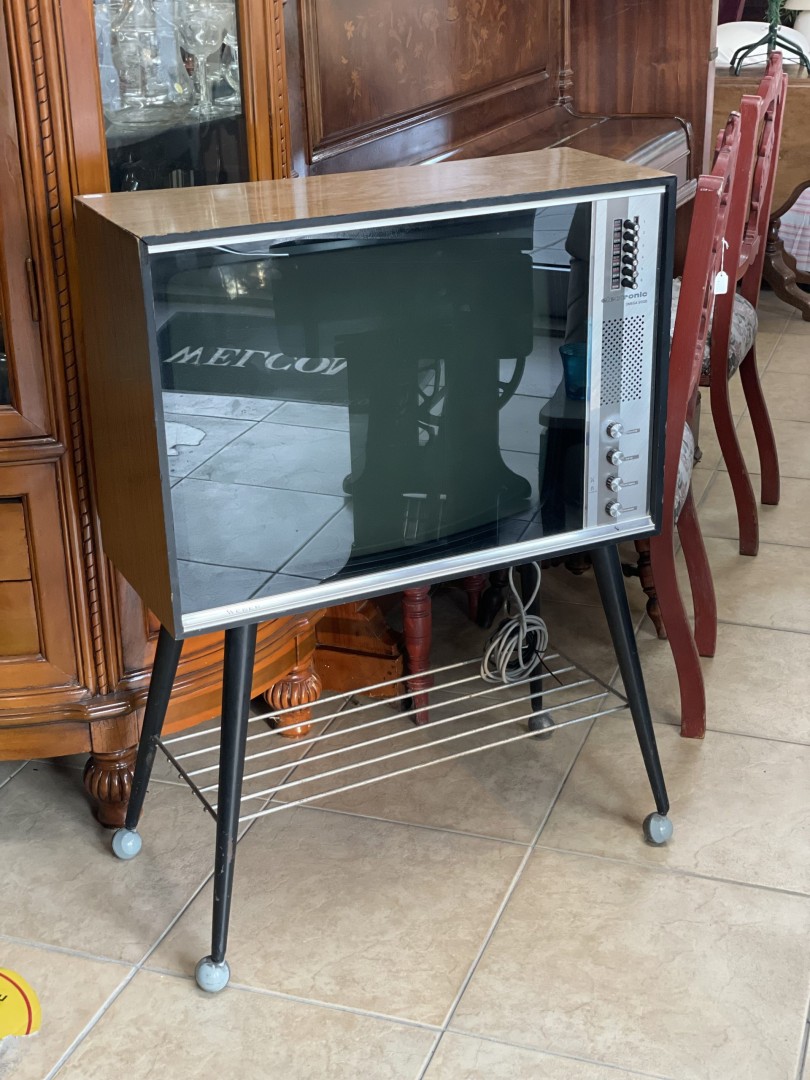 Vintage Omega Television With Stand Retro 1970S Design 28Kg 66Cmx30Cmx93Cm (Wxlxh)