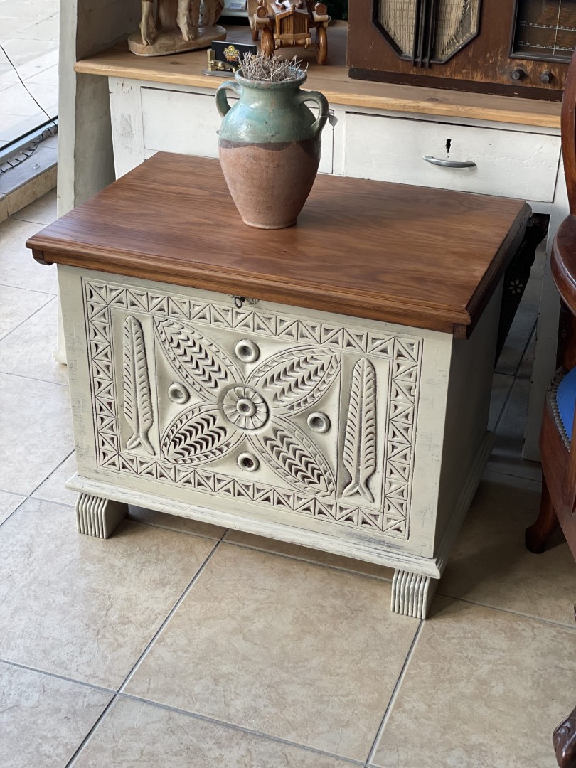 Cypriot Handmade Chest Vintage Chalk-Painted Storage Box With Intricate Carving 50Kg 74Cmx46Cmx60Cm (Wxlxh)