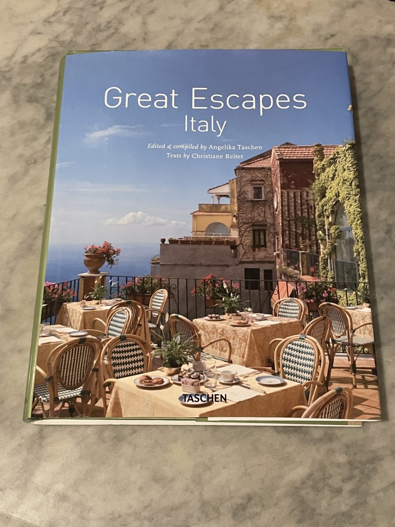 Great Escapes Italy: The Ultimate Travel Guide To Italy’S Most Enchanting Destinations By Angelika Taschen 2.5Kg  (Wxlxh)