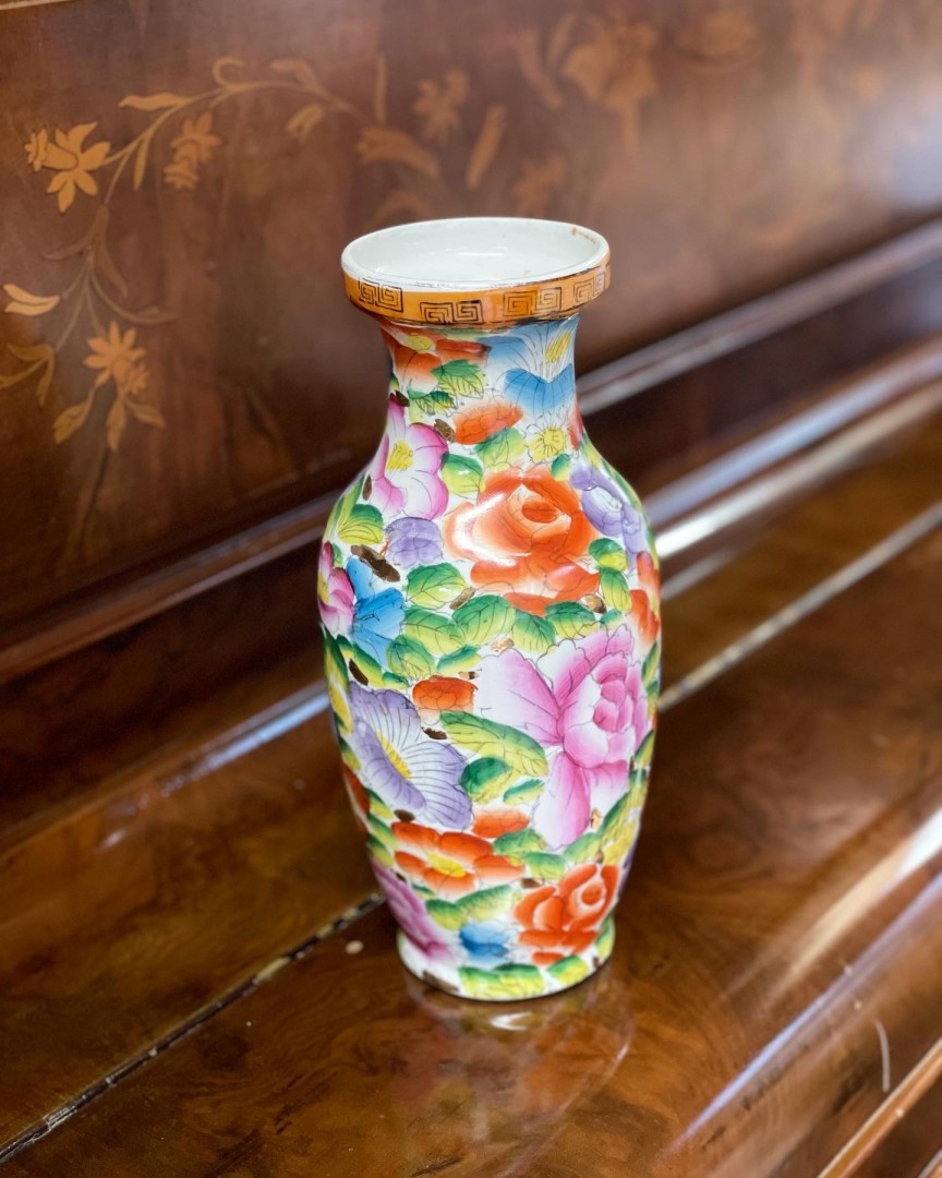 Vintage Floral Vase With Exquisite Colors To Brighten Your Space 600Kg 26Cm (Wxlxh)