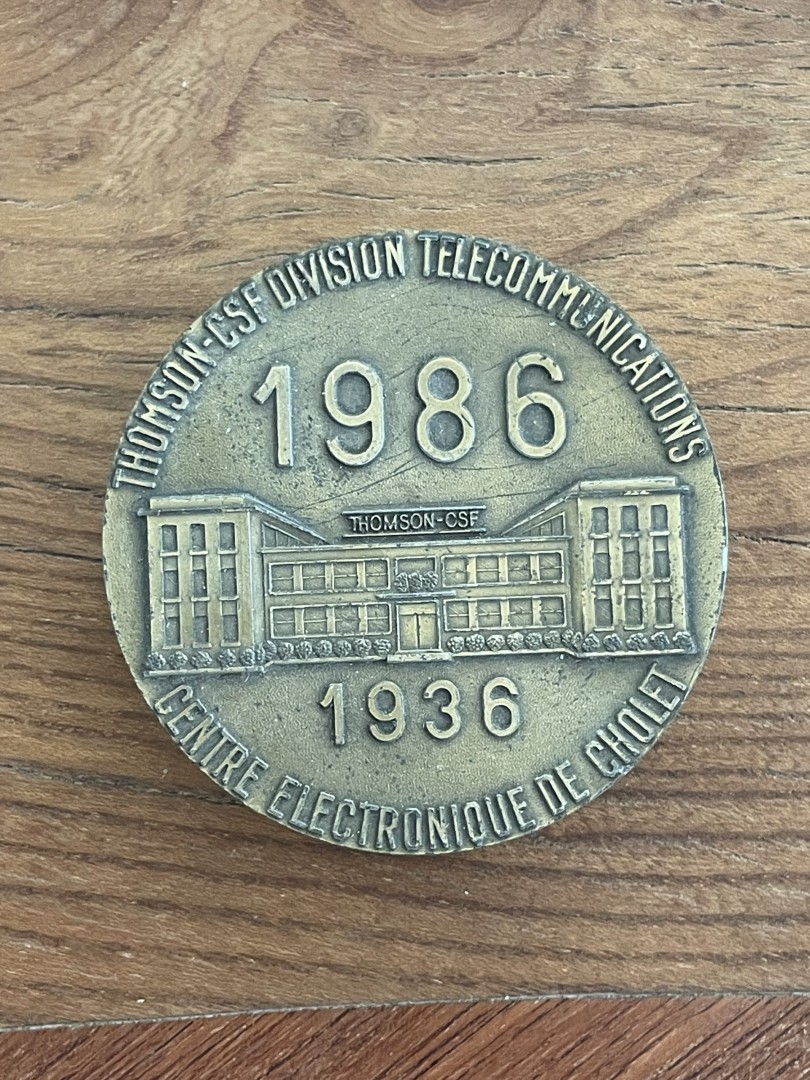 Vintage Thomson-Csf Commemorative Medallion - 50Th Anniversary Of Centre Electronique De Cholet  1936-1986 1.5Kg 8Cmx1.5Cm (Wxlxh)