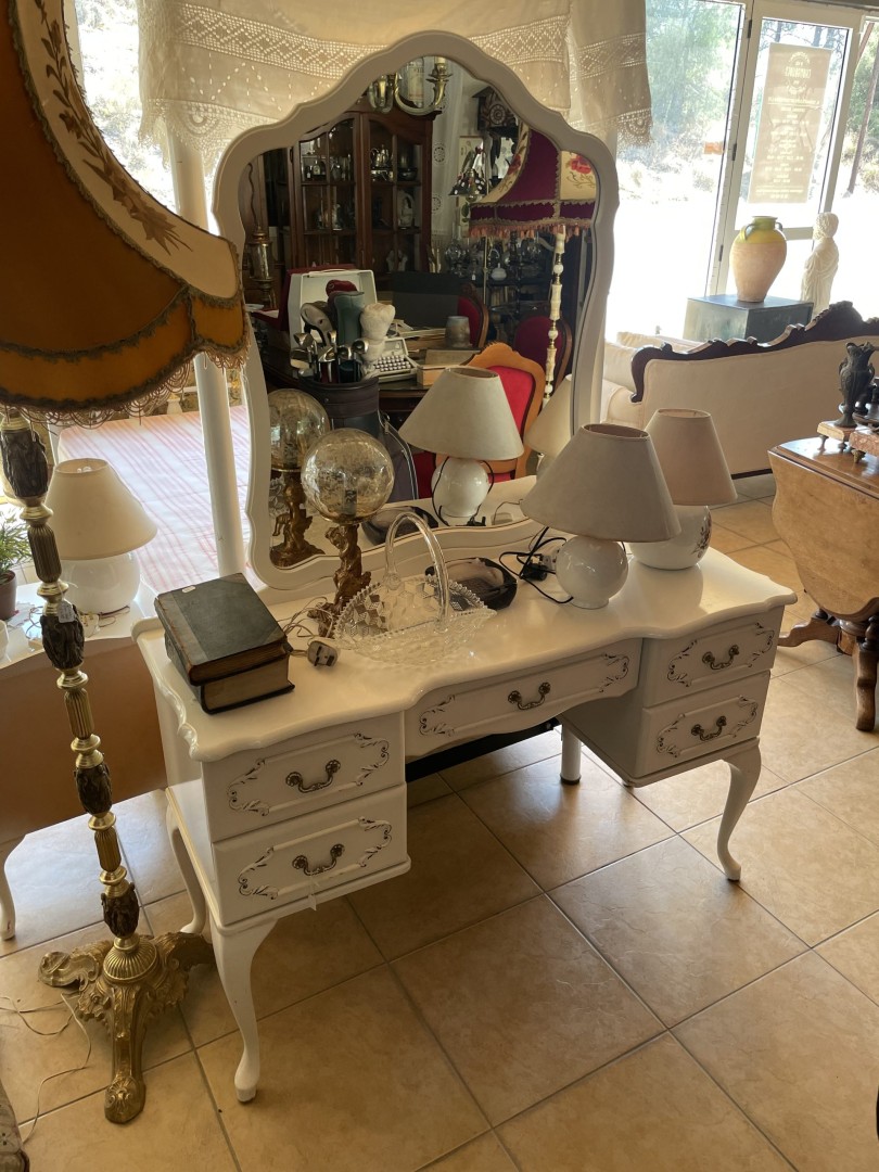 Vintage Vanity Desk With Mirror - Antique Furniture Dresser 70Kg 120Cmx45Cmx170Cm (Wxlxh)